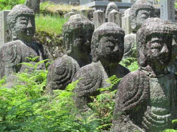 4014 瀬田川金垂石 ウブ 『歸去来』遠山石 紫檀台座 10kg 探訪 [再録] 滋賀・湖西明神崎周辺を歩く -4 鵜川四十八体石仏群