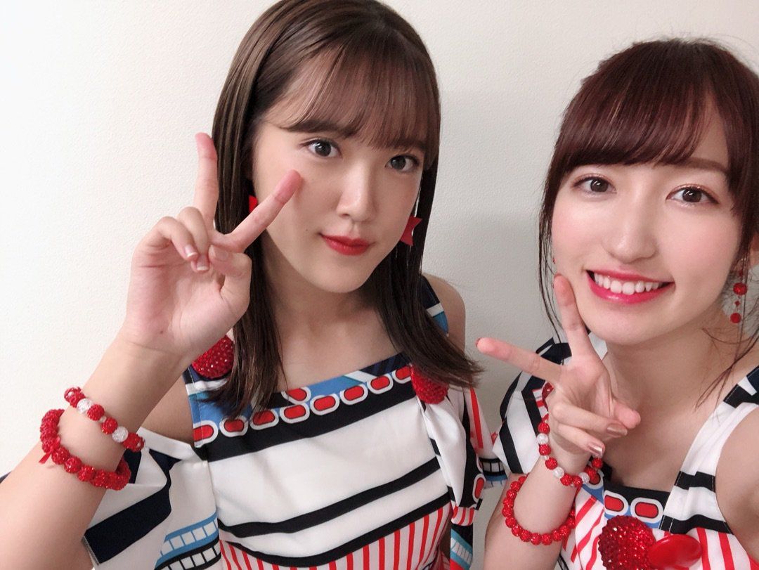 森戸知沙希・山木梨沙・船木結・小関舞（カントリー・ガールズ