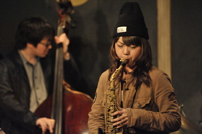 中島あきは(as) 1.jpg