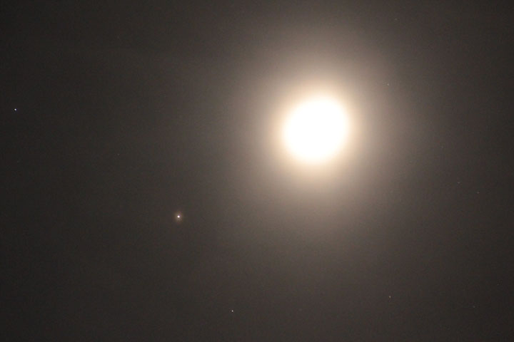 火星と月-火星
