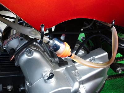 ｼﾘｺﾝｶﾞｿﾘﾝﾎｰｽ変形