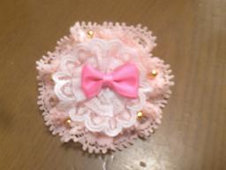 フリルブローチ