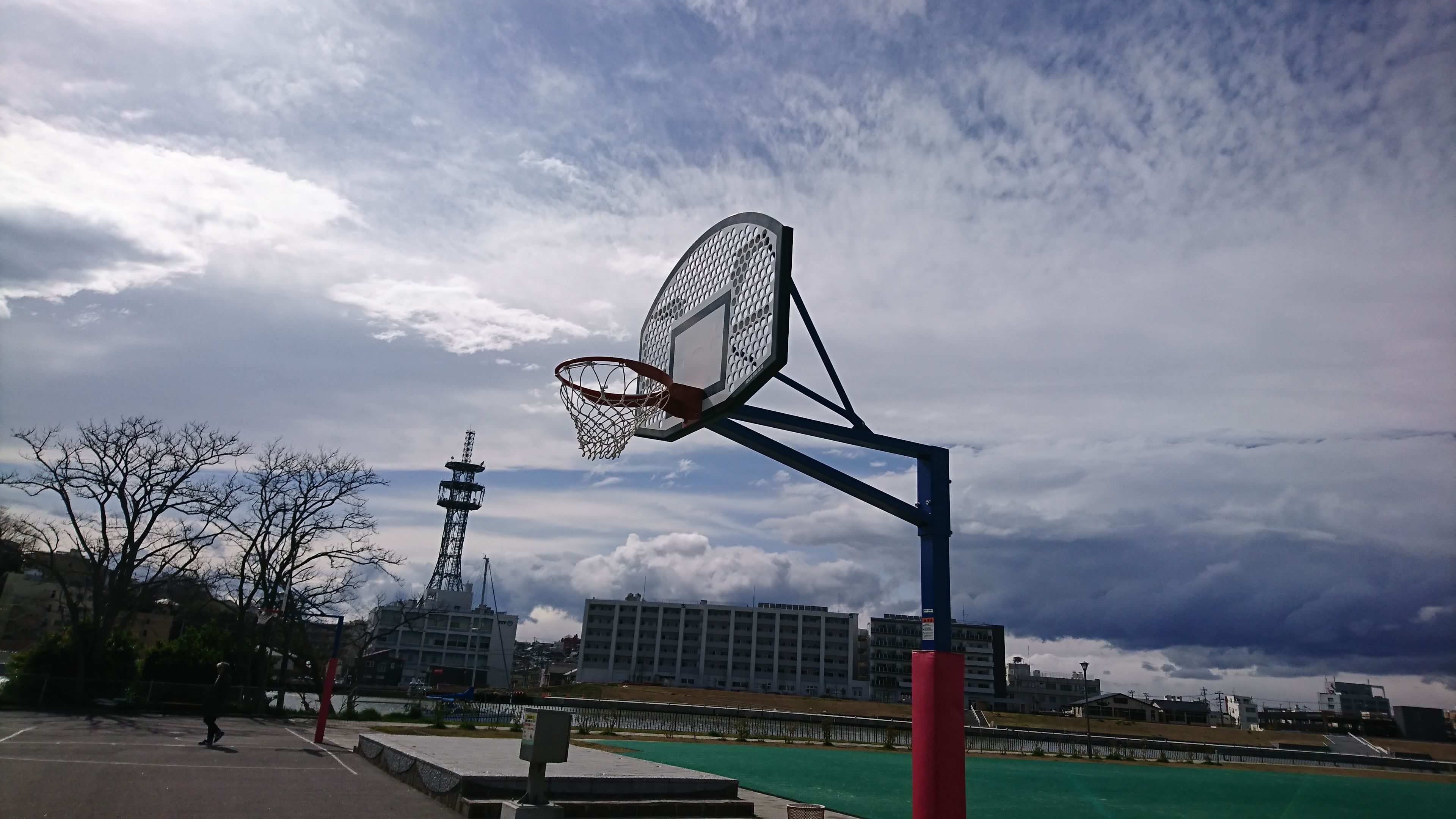 石巻中瀬公園内 バスケットゴールコート 石巻市 東松島市 バスケットゴールのある公園や広場 楽天ブログ