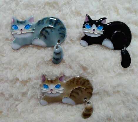 七宝焼 「 2匹の猫 」ブローチ 5cm アクセサリー