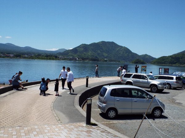 fuji-kawagutiko-2-b.jpg
