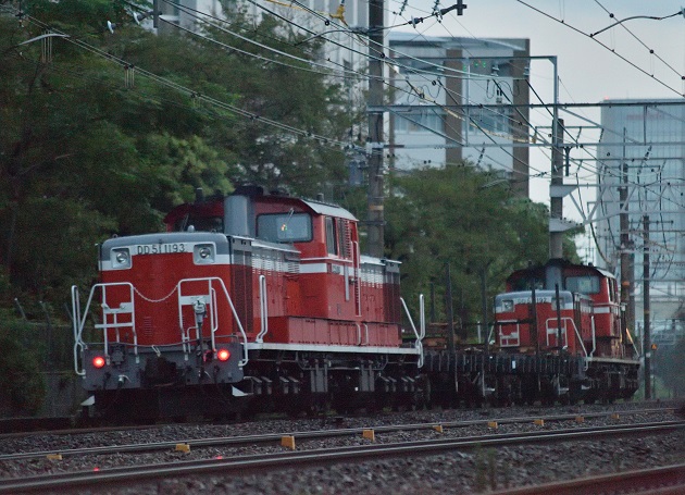 DD51-1192 1193 2015.09.04 工9250レ 3.jpg