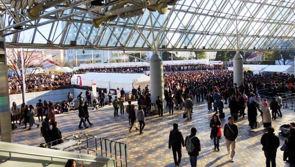 3 東京 22ゲート前 初日446.JPG