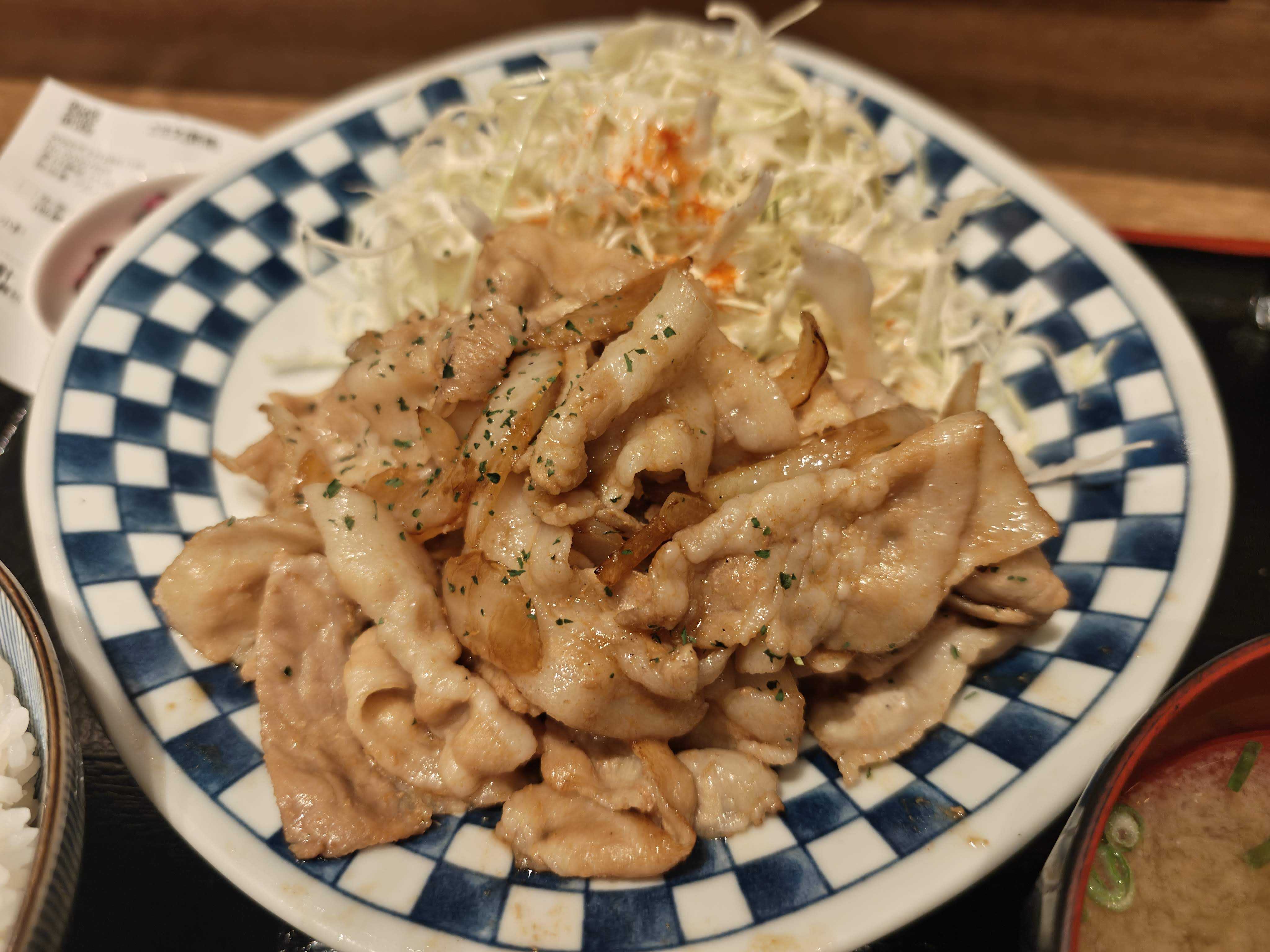 虎ノ門ヒルズ　角打ち KAN　ランチ　生姜焼き定食