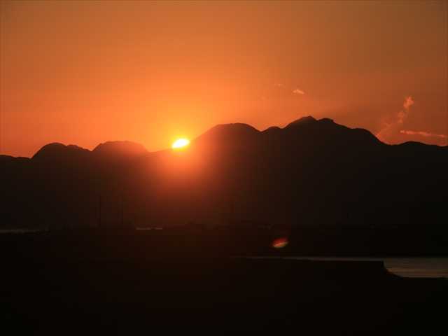 相模川左岸河口からの夕焼けを追う 11月2日 途中 柳島雨水ポンプ場へ おじん０５２３のヒロ散歩 楽天ブログ