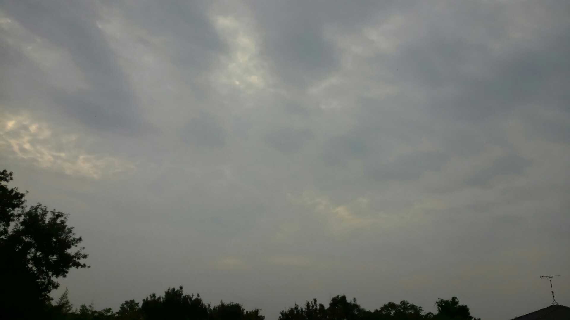 雲り空の朝 | 健康はほんとうに大切ね! 心と身体を整えましょう! - 楽天ブログ
