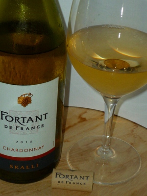 Robert Skalli Fortant de France Chardonnay 2015 glass.jpg