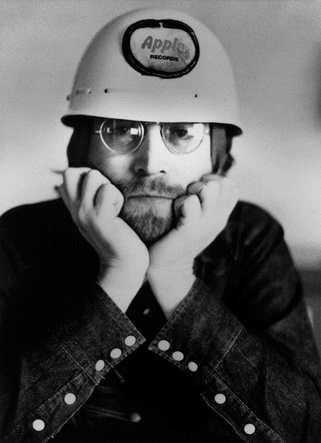 John_Lennon_1zzz.JPG
