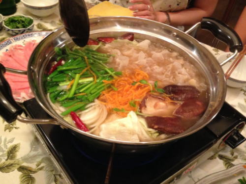 薬膳鍋