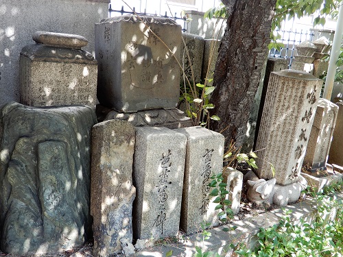 芭蕉之碑(鉄眼寺) (2).JPG