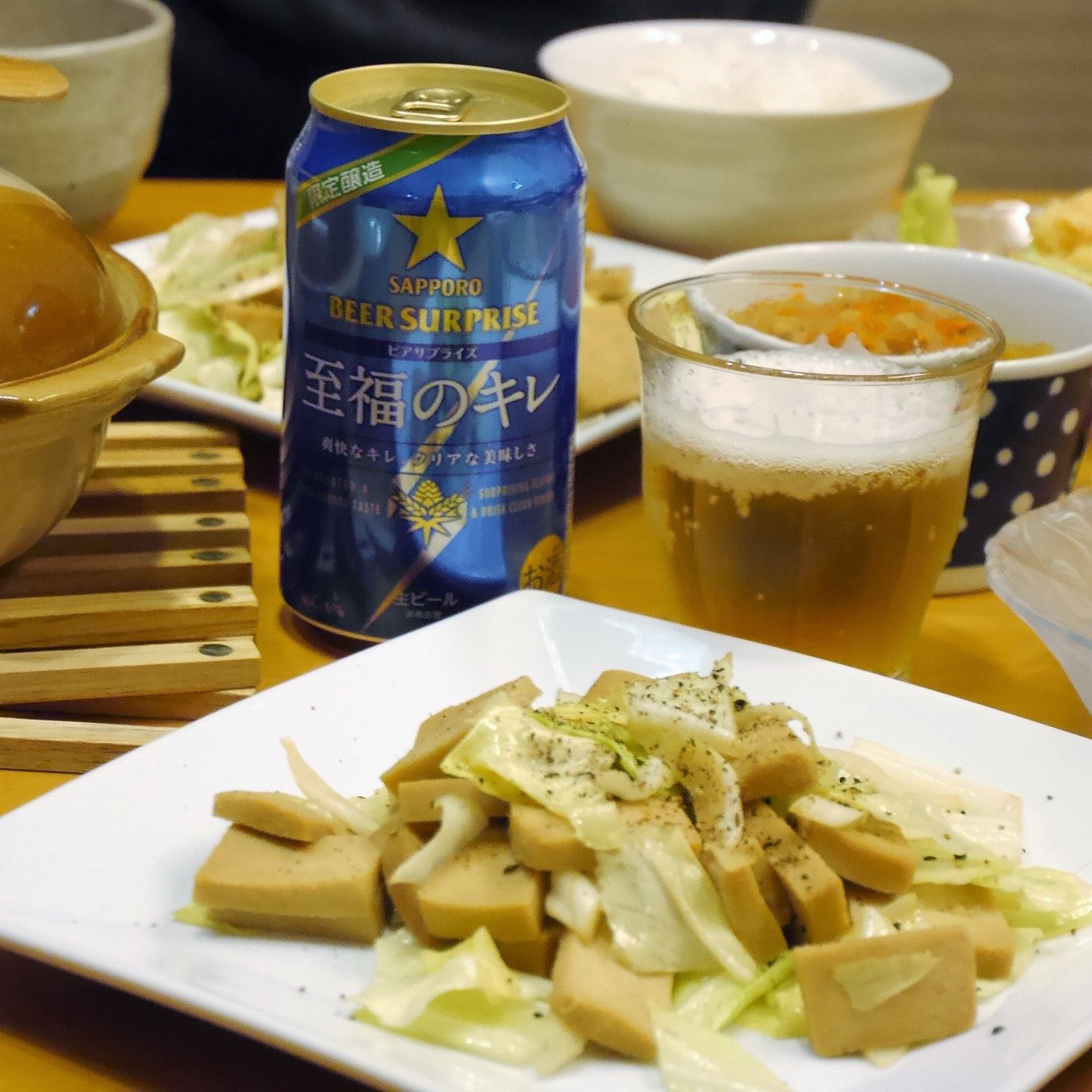 至福のキレ_キャベツと高野豆腐の生姜醤油炒め_食卓