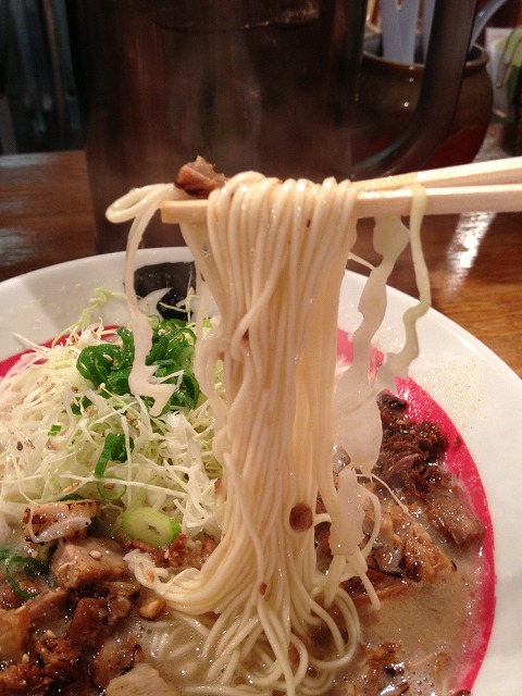 濃厚煮干とんこつラーメン　石田てっぺい .