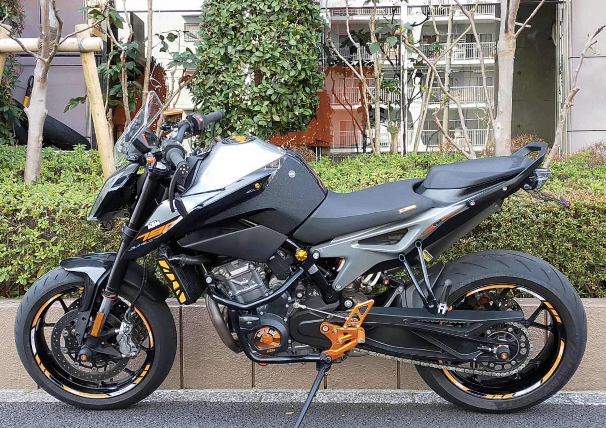 KTM 790duke 納車！！！してた・・・。 | 育 チャリ ジムニー バイク de キャンプ - 楽天ブログ