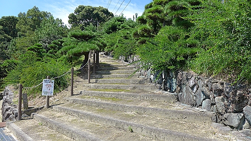 04城山公園階段