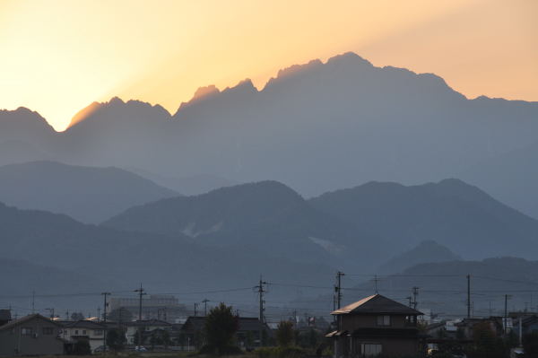 剱岳　と　日の出