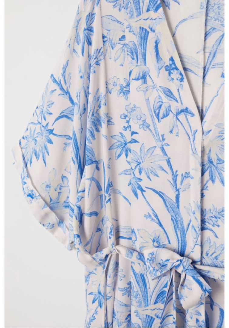 安室奈美恵さんコラボ H M カフタンドレス アラサー女子のちょっとお洒落したいブログ 楽天ブログ