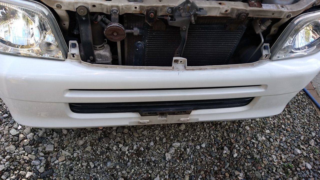 自分でできる 車バンパー修理塗装 アトレーワゴン 神奈川ハウスクリーニングのブログ