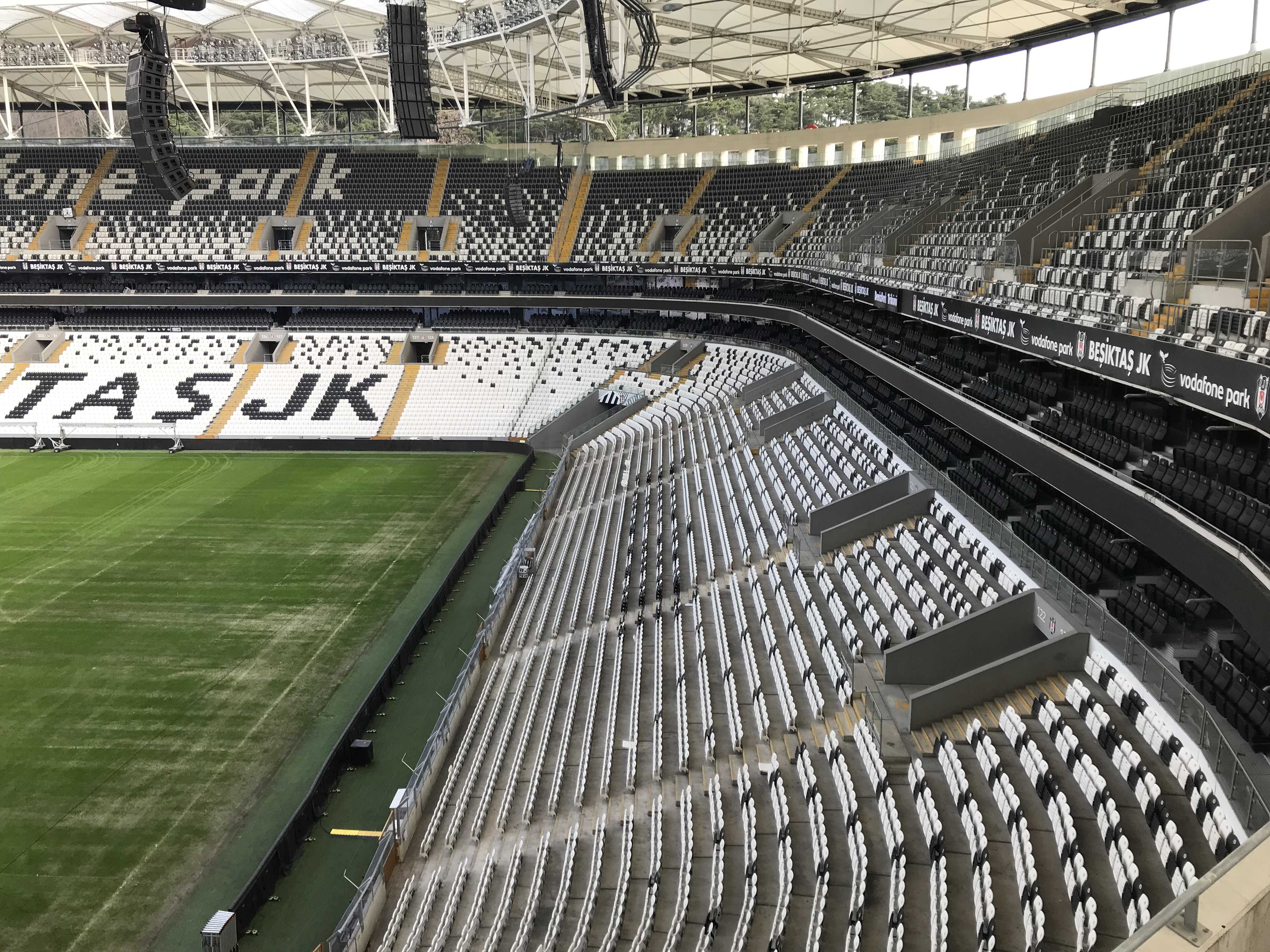 Stadium Tour At Vodafone Arena Besiktas Istanbul Turkey Stadium Photos スタジアム バックパッカー 楽天ブログ
