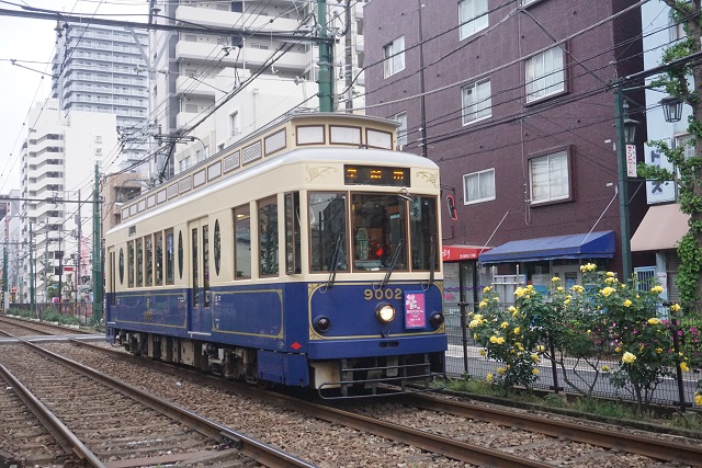 都電 7000形 & 9000形 薔薇の香りの 町屋駅前～町屋二丁目6