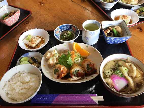 美郷物産館の「そば定食」-1♪