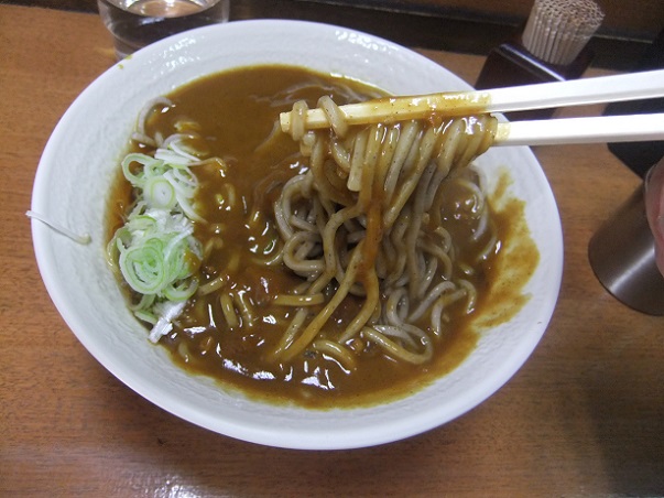 わんぱく＠京橋のカレーそば２