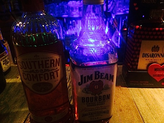 image.jpeg.Peach Pit　Counter.jpeg