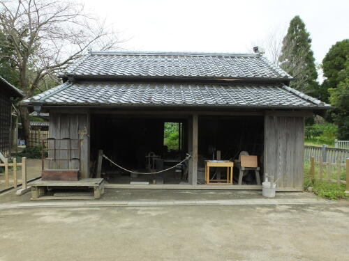 商家の町並み　鍛冶屋