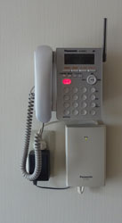 tel2.jpg