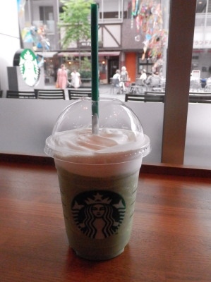 抹茶フラペチーノ　8.4　2014