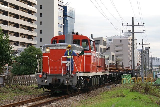 DE10 1752牽引 品川 & 水戸チキ工臨 in 越中島6