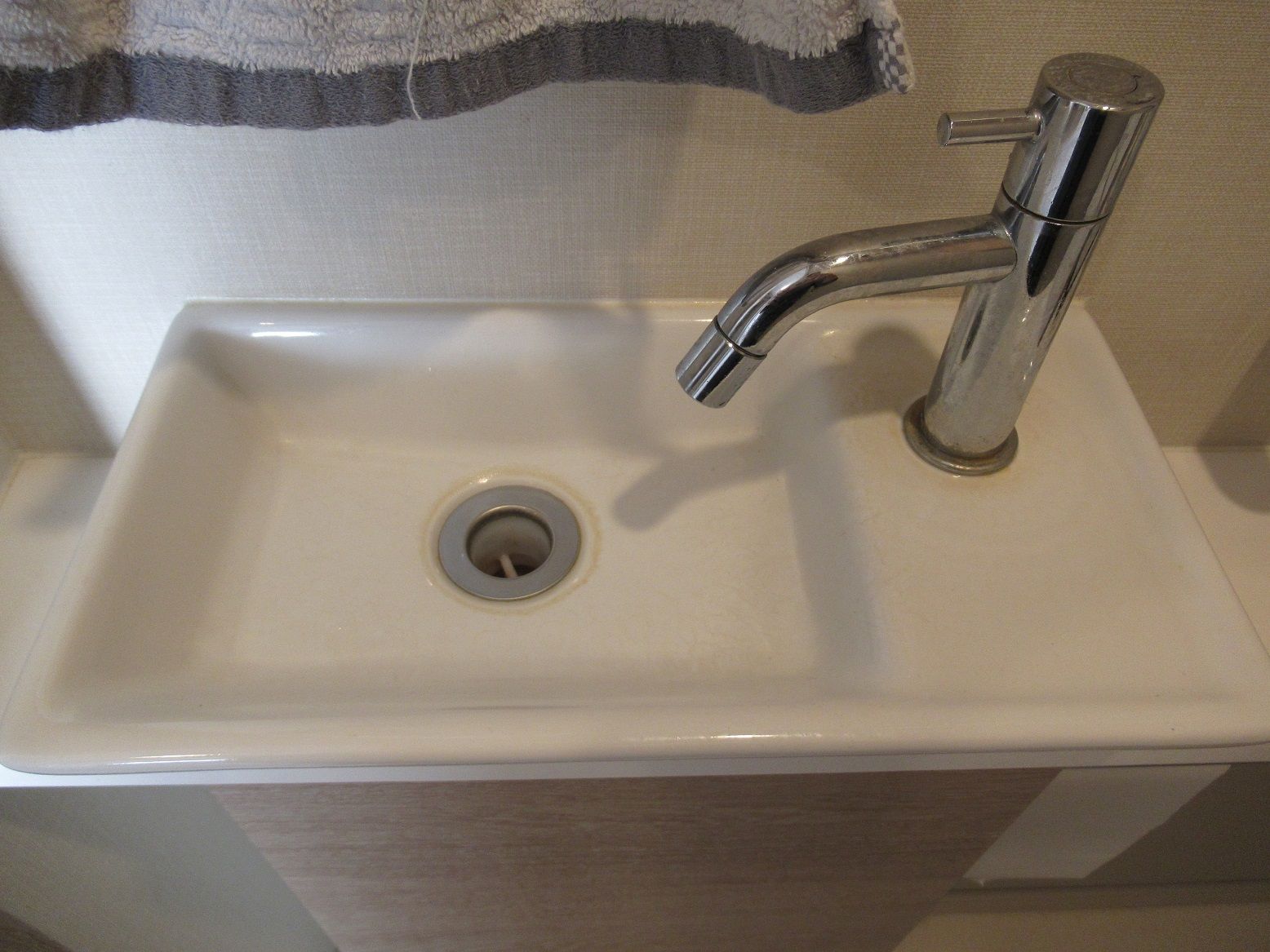 トイレ手洗い水栓の水垢取り ホッとできるお家を目指して 楽天ブログ