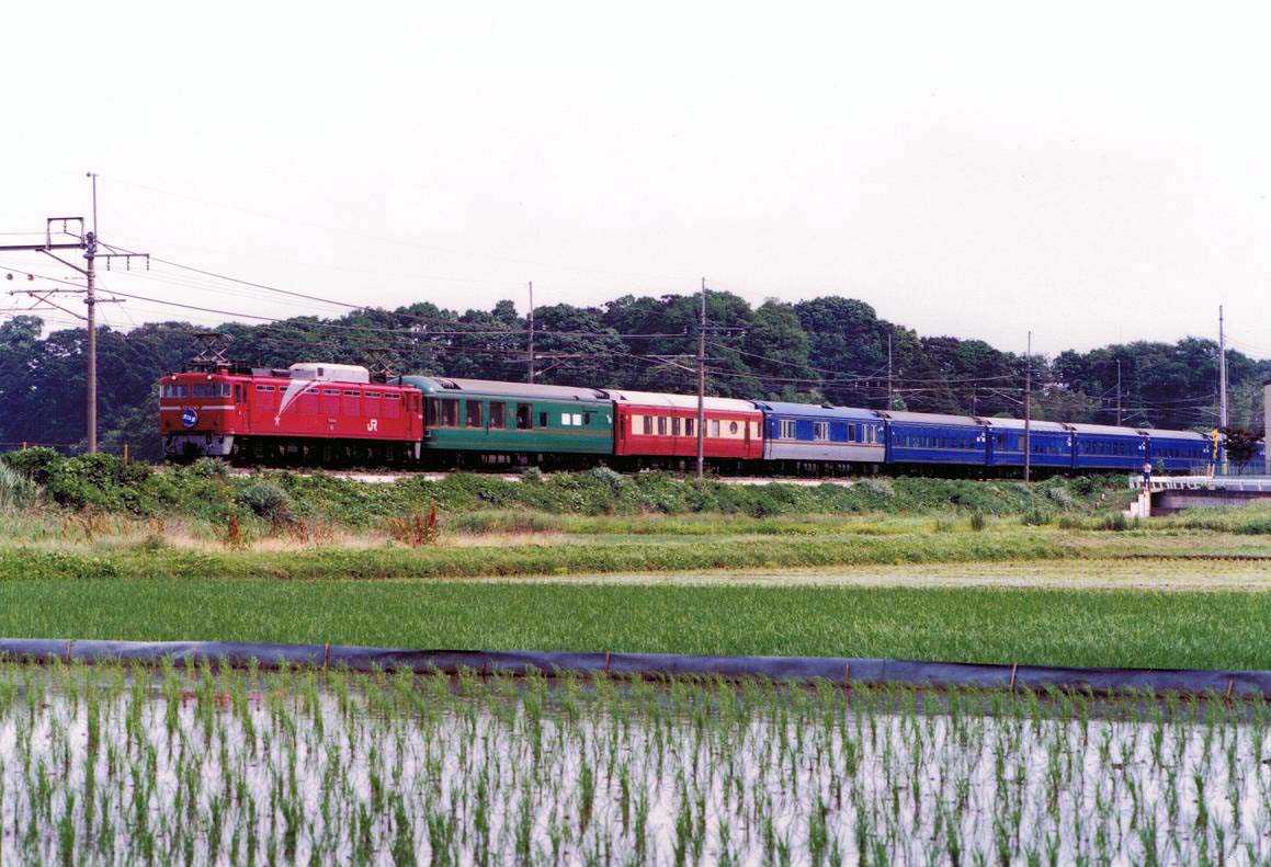 ＥＦ８１８０牽引：臨時寝台特急「夢空間北斗星８２号」 | マル鉄鉄道写真館２ - 楽天ブログ