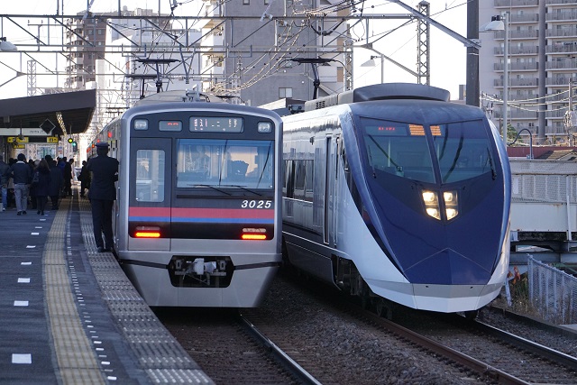 並びが揃う 京成関屋駅4
