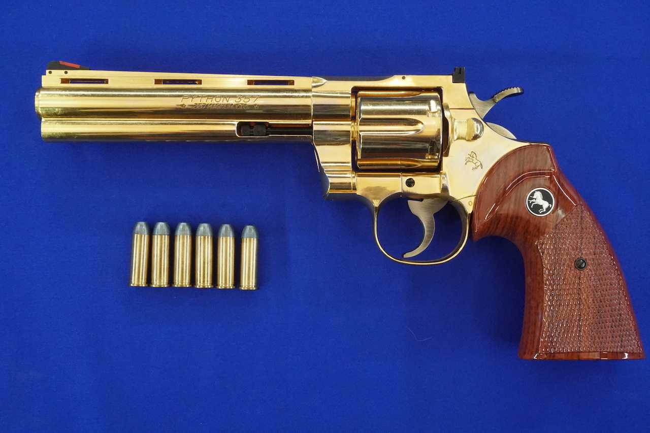 日本公式コクサイ　M586 357MAGNAM S&W トイガン