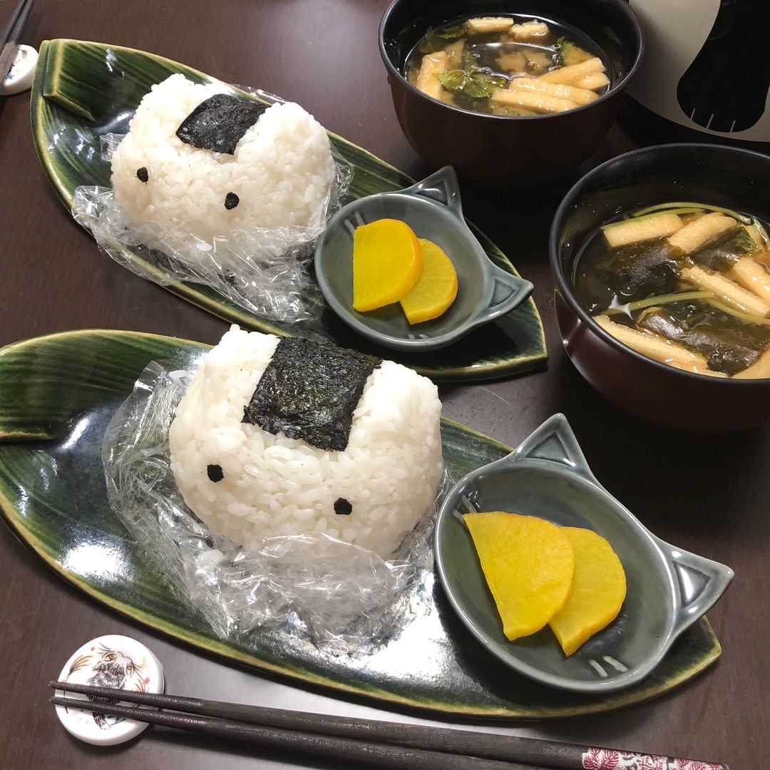 朝からネコさんおにぎりです フルーツバスケット再現飯 犬と旦那とiga ニャン 楽天ブログ