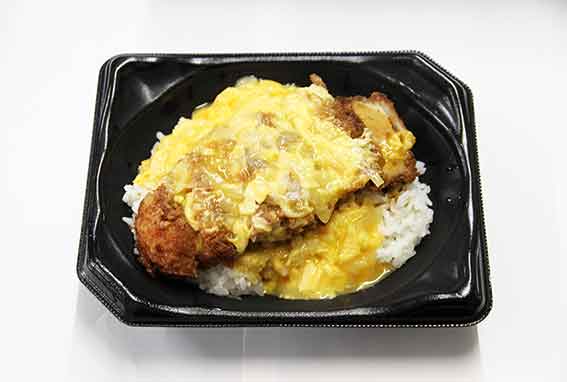 ローソンの「とろーりたまごの厚切りカツ丼」♪