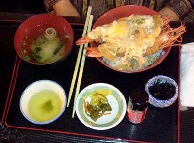 鬼ヶ島の海老玉丼