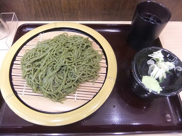 狭山そば西新宿五丁目店の狭山の茶そば1