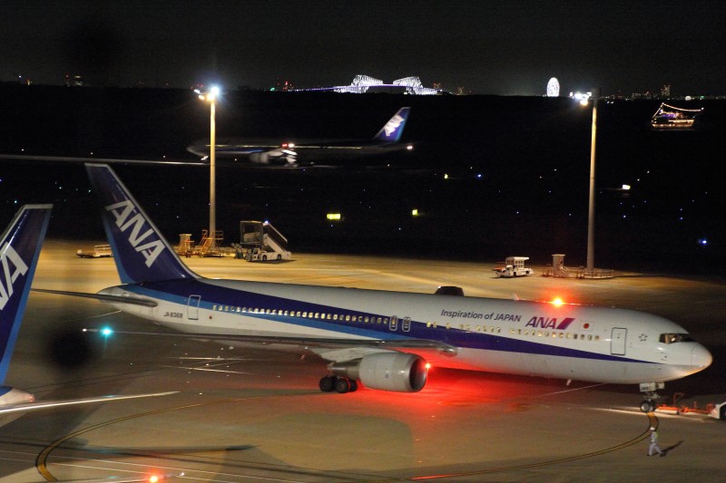東京国際空港夜景_002.jpg