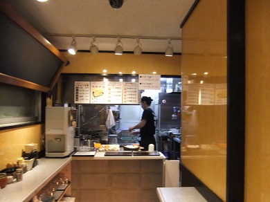 いわもとQ 神保町店の店内1