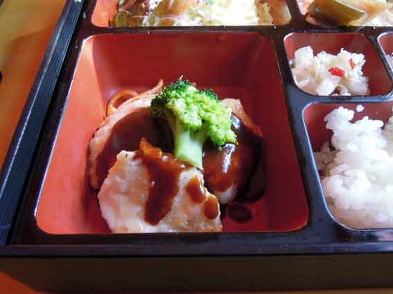 アメリカンステーションの「チキンソテー」-2♪