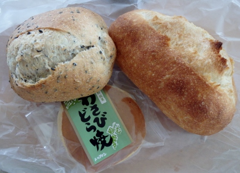 フランスパンとわさびどら焼き