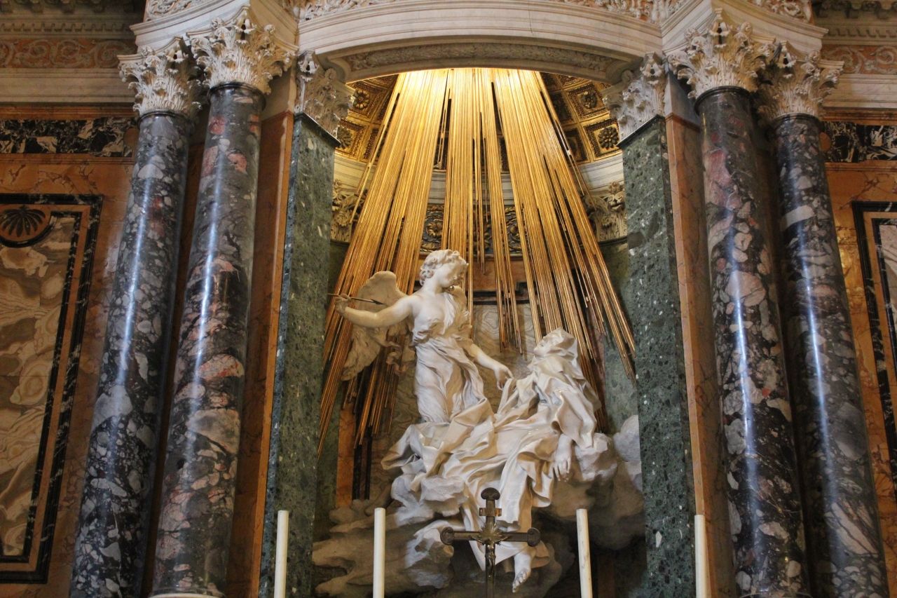 天使と悪魔 サンタ マリア デッラ ヴィットーリア教会 リピーターのためのローマ編 神のご加護があれば死体は腐らない イタリアにある聖人の不朽体 閲覧注意 ミャオの Tinierタブロイド 楽天ブログ