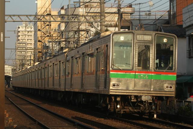 京成電鉄 押上線の夕暮れ2