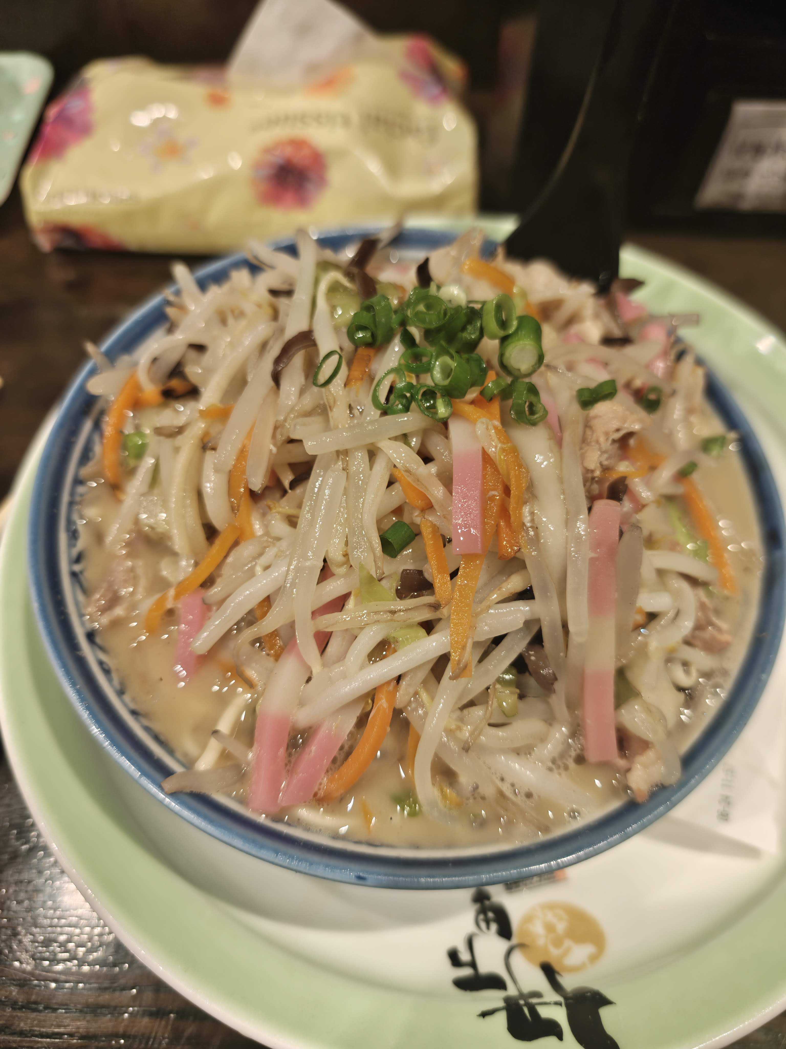 新橋・虎ノ門　ランチ　伊万里ちゃんぽん ちゃんぽん＋ミンチ天ごはんセット