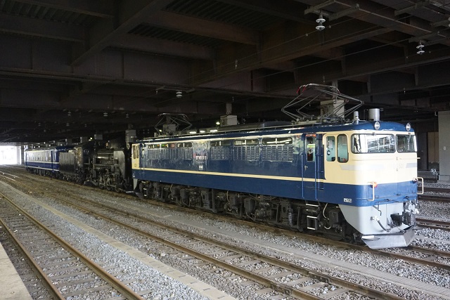EF65 501牽引 C58 239 大宮出場！4